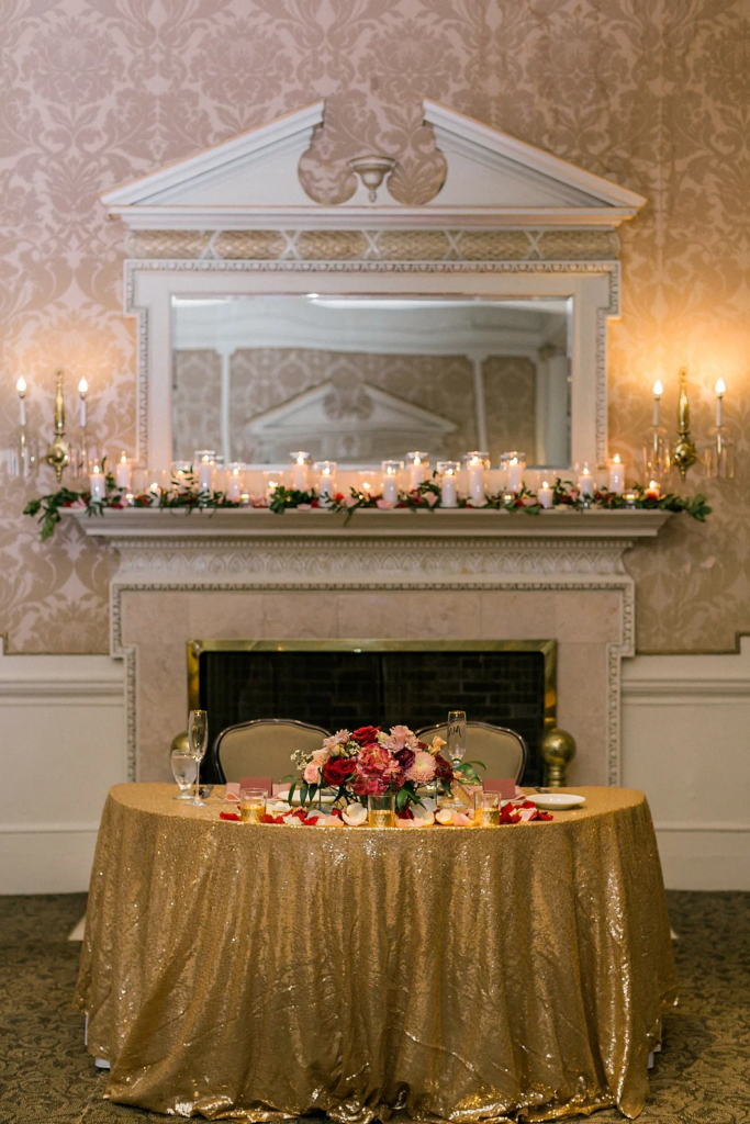 Photo by Lisa Prins Photography - sweetheart table